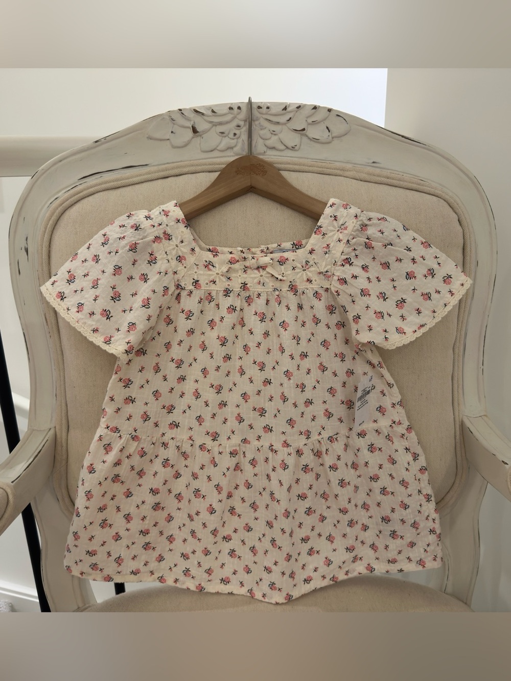 🤍 18~24 Mth Old Navy Cream Boho Ruffle Baby Dress with Pink Floral Print NWT - Picture 14 of 14